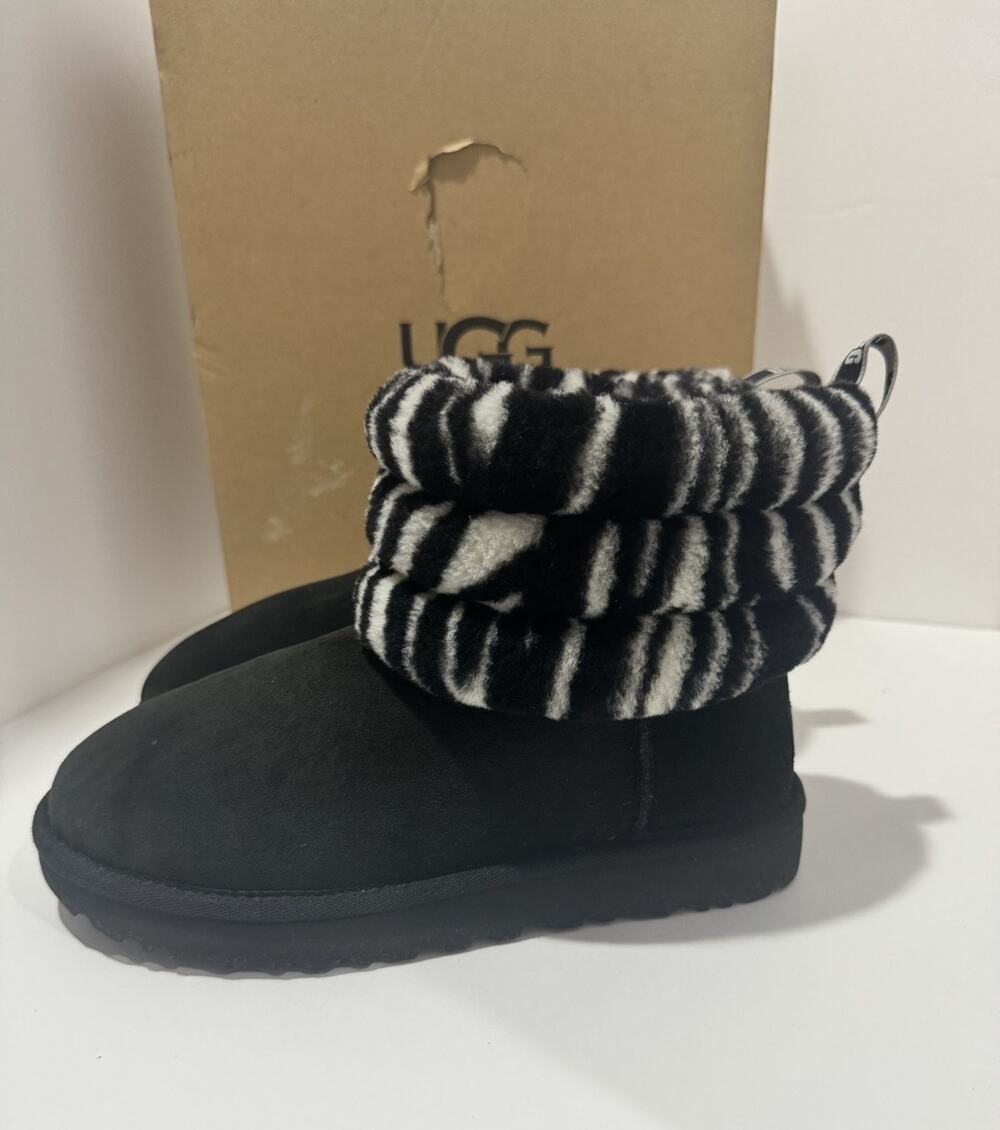 UGG Fluff Mini Quilted Zebra Black Suede Boots Women’s Size 7 Fuzzy